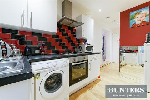 51 Eversley Crescent, Isleworth, TW7 4LD