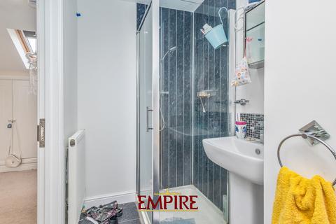 1 bedroom in a house share to rent, Rectory Road, Sutton Coldfield B75 7RY