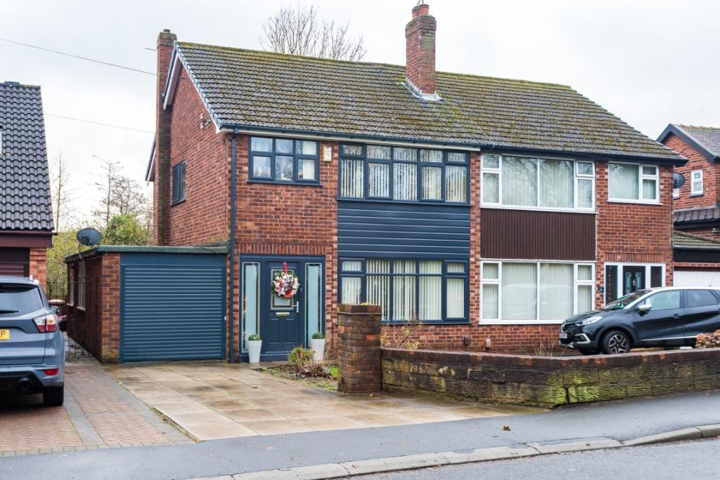 Millbrook Lane, Eccleston, St Helens... 3 bed semidetached house £