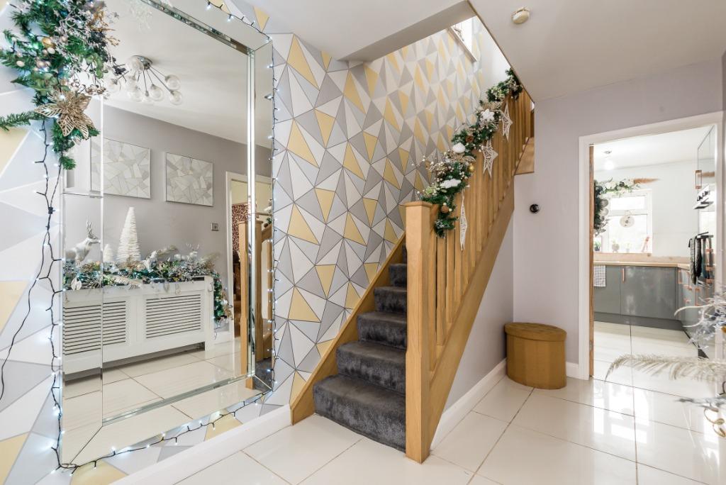 Millbrook Lane, Eccleston, St Helens... 3 bed semidetached house £