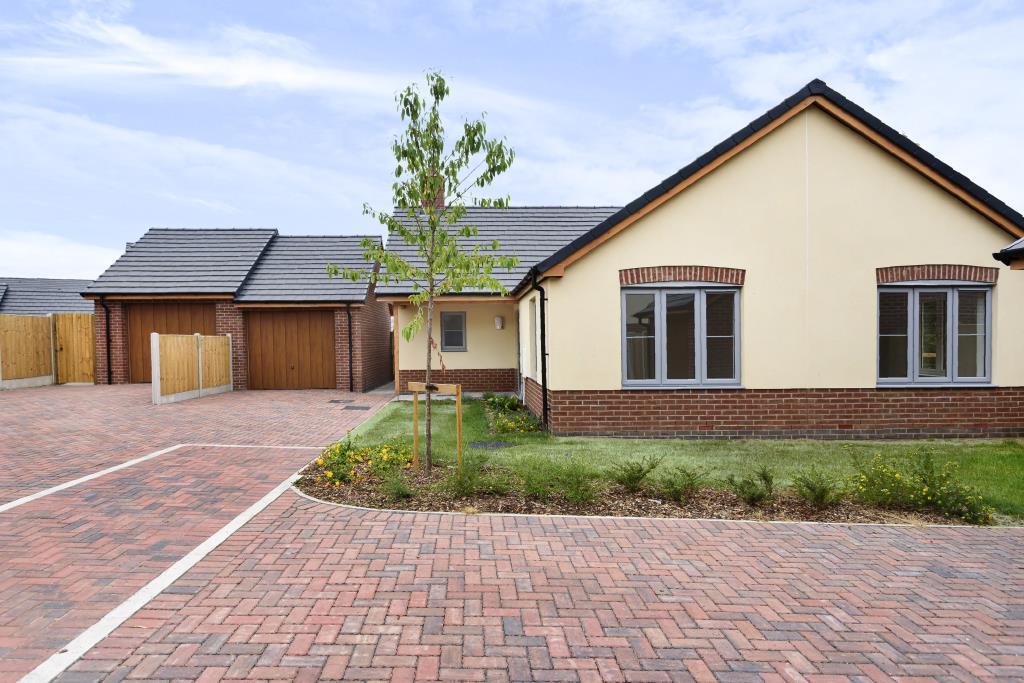 Hay on Wye, Herefordshire, HR3 3 bed detached bungalow for sale - £415,000