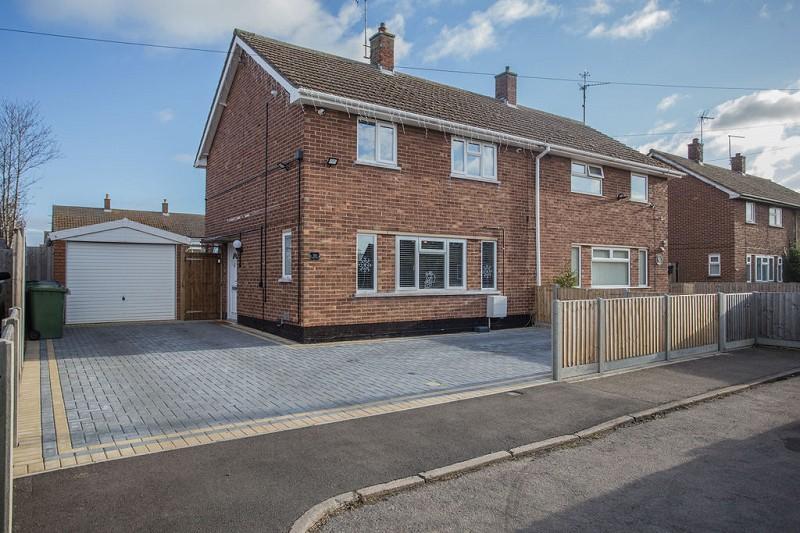 Queen Street, Yaxley, Peterborough, Cambridgeshire. PE7 3JF 3 bed semi