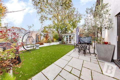 22 Roedean Drive, Romford, RM1 4GP