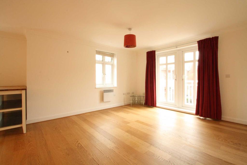 Gabriel Square, Lower Earley 2 bed flat £1,200 pcm (£277 pw)