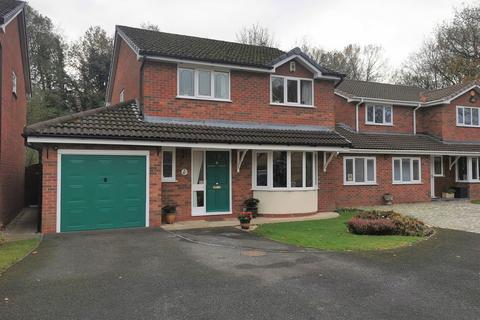 5 Tamar Close, Leyland, PR25 3PS