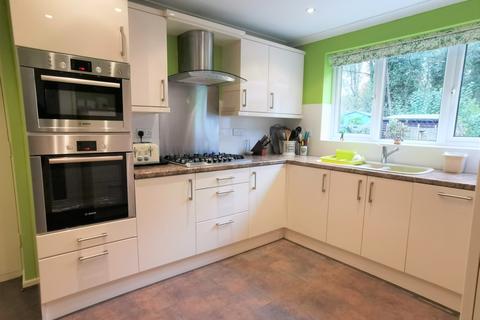5 Tamar Close, Leyland, PR25 3PS