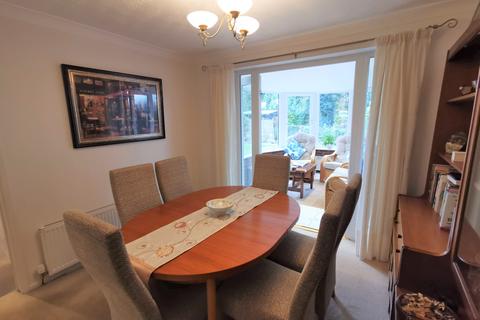 5 Tamar Close, Leyland, PR25 3PS