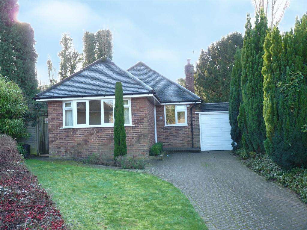 Edenbridge, Kent, TN8 2 bed bungalow £485,000
