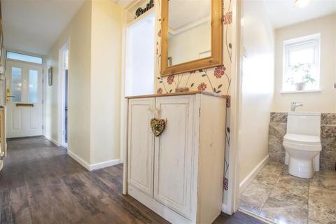 35 Raynton Road, Enfield, EN3 6BP