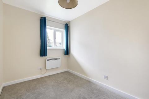4 Beech Vale, Woking, GU22 7NS