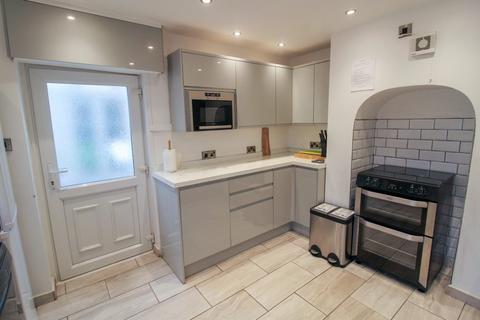 9 Chapel Row, Horton, Telford, TF6 6DP