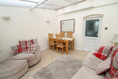 9 Chapel Row, Horton, Telford, TF6 6DP