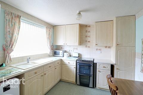 25 Colwell Rise, Luton, LU2 9TJ