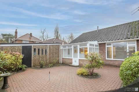 2 bedroom semi-detached bungalow for sale - Fieldview, Norwich