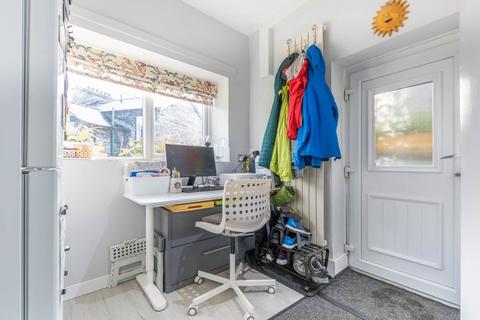 75 Aynam Road, Kendal, LA9 7DW