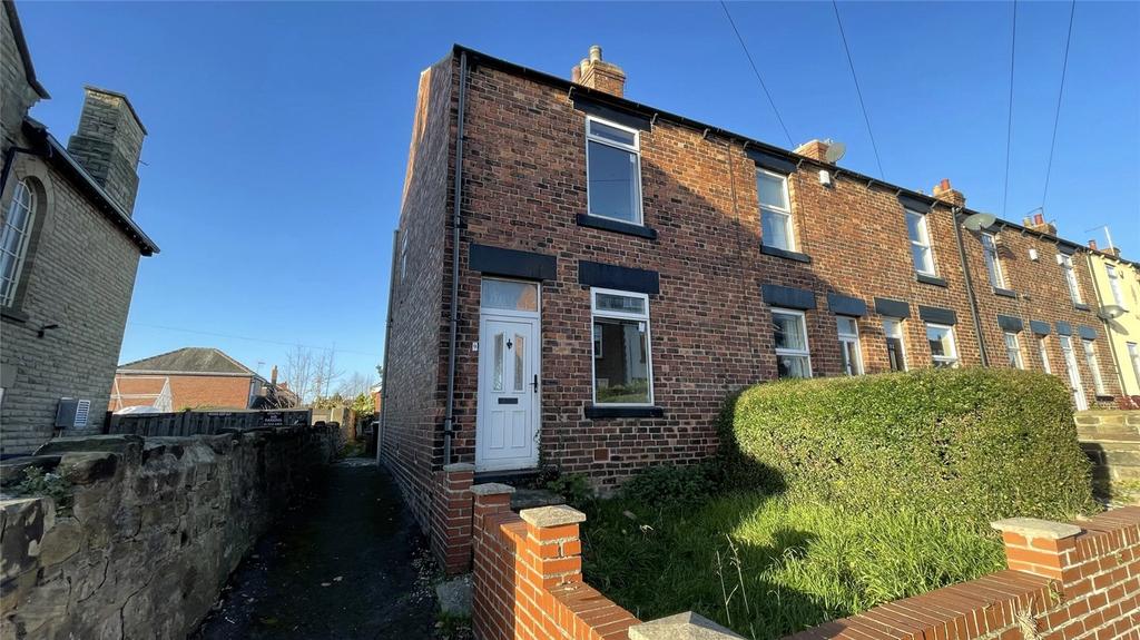 Summer Lane, Royston, Barnsley, S71 2 bed terraced house £575 pcm (£133 pw)