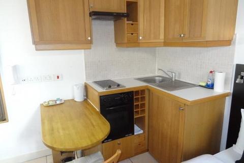 Studio to rent - Mabledon Place, Bloomsbury, London, WC1H