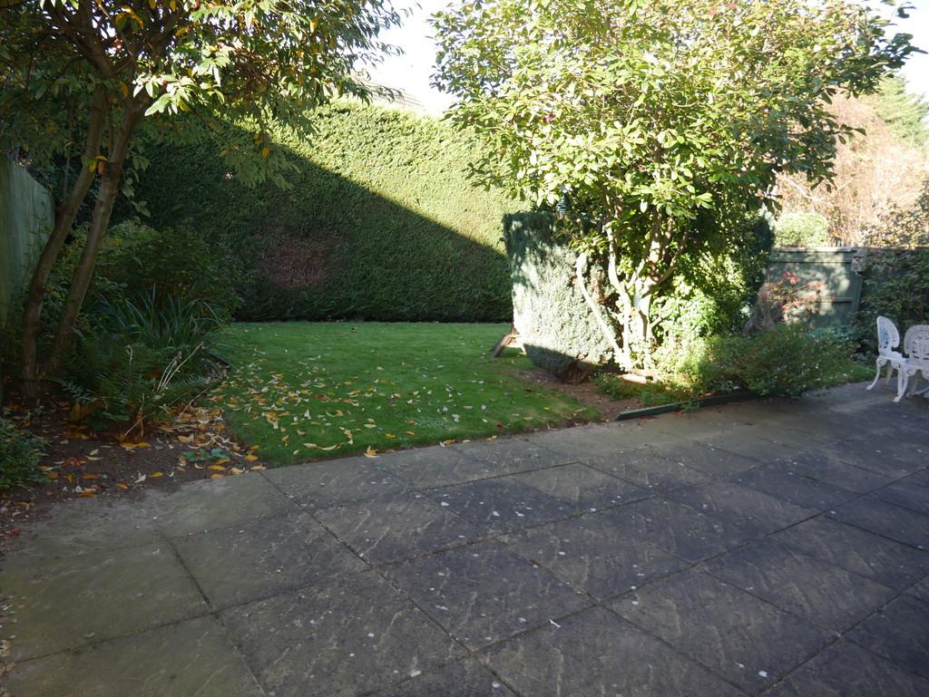 Claudette Way, Spalding 4 bed detached house £300,000