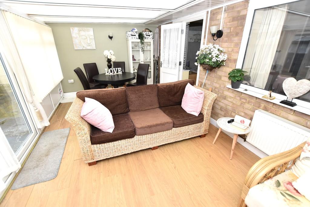 Marshall Crescent, Broadstairs 2 bed semidetached bungalow for sale