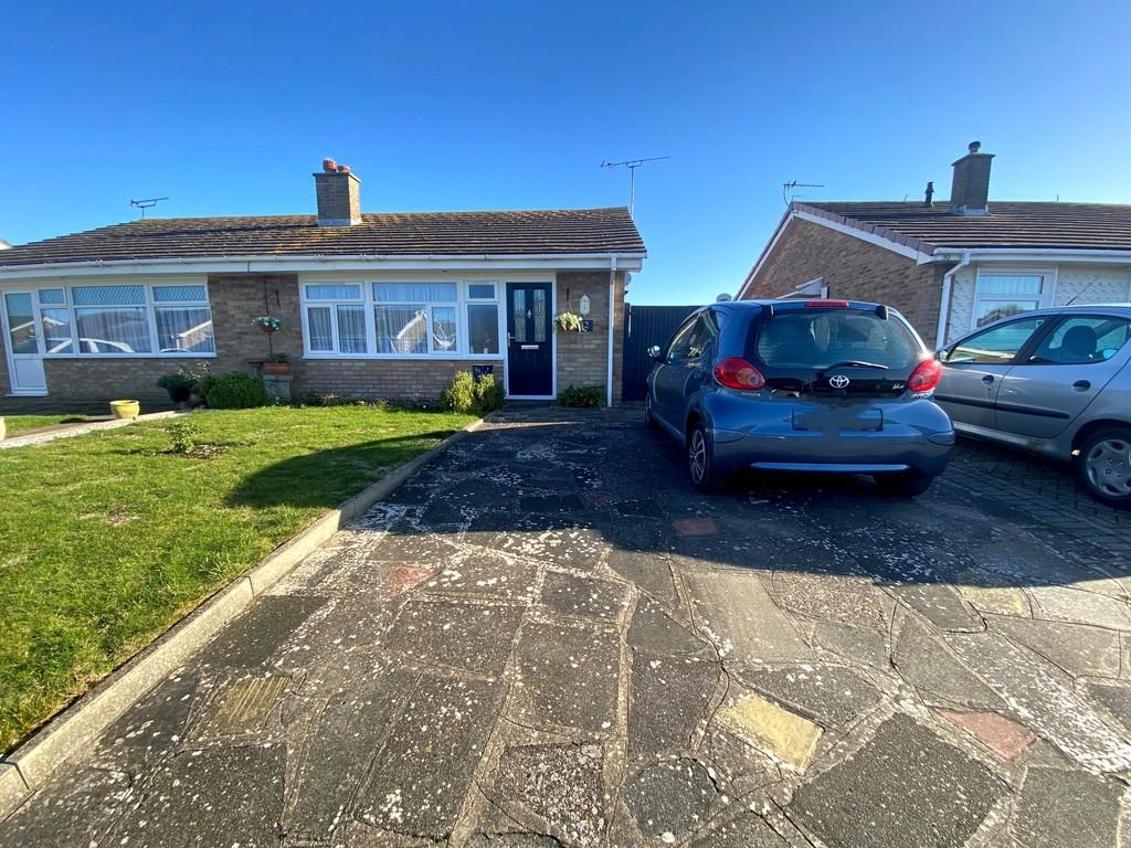 Marshall Crescent, Broadstairs 2 bed semidetached bungalow for sale