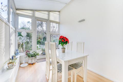 88 Wilton Road, London, N10 1LT