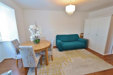 Flat 18, Natasha Court Mimosa Close, Romford, RM3 8GU