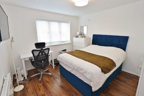 Flat 18, Natasha Court Mimosa Close, Romford, RM3 8GU