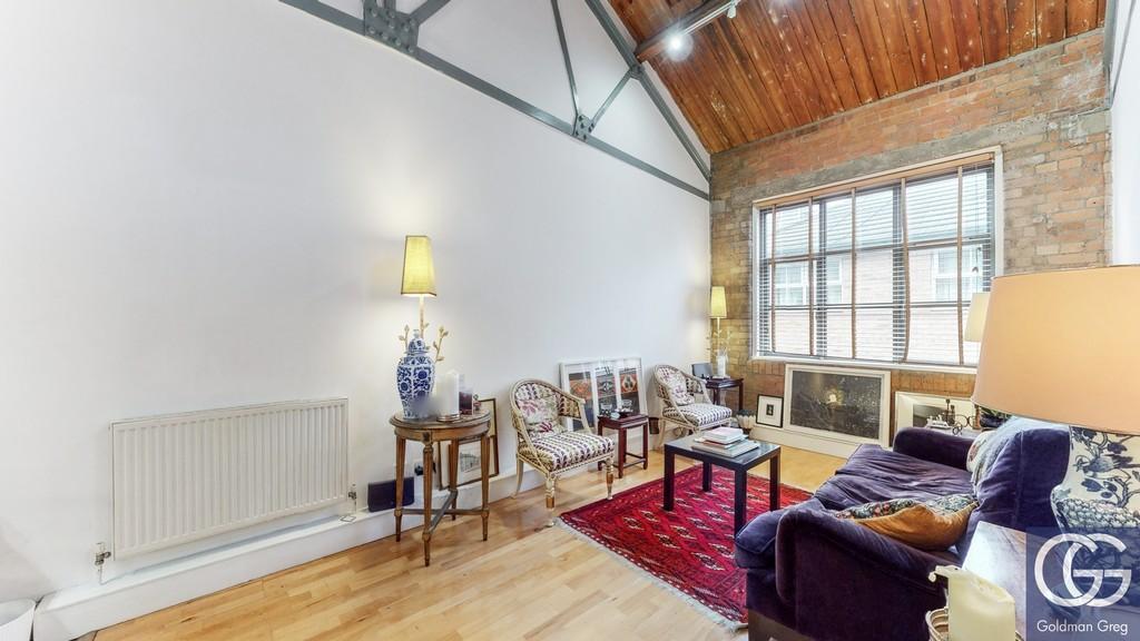Constantine Court, Fairclough Street, E1 2 bed apartment £1,900 pcm (£438 pw)
