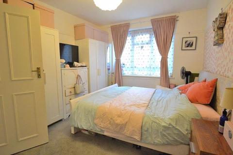 79 Tylney Road, Bromley, BR1 2RS