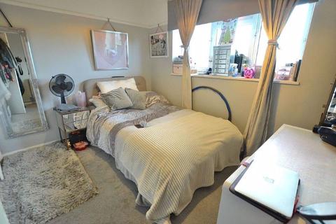 79 Tylney Road, Bromley, BR1 2RS
