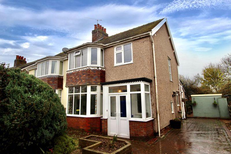 Hall Road, Penrhyn Bay 3 bed semidetached house £234,950