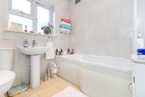 10 Valley Road, Orpington, BR5 3DQ