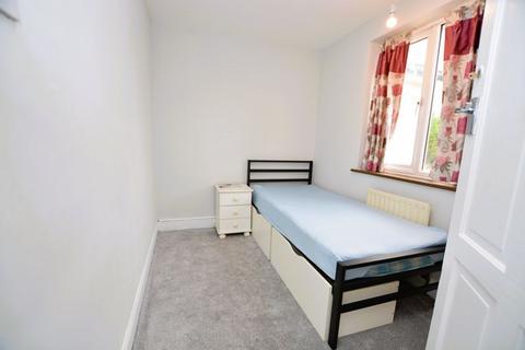 2 bedroom terraced house for sale, Litcham Spur, Slough SL1 3HX