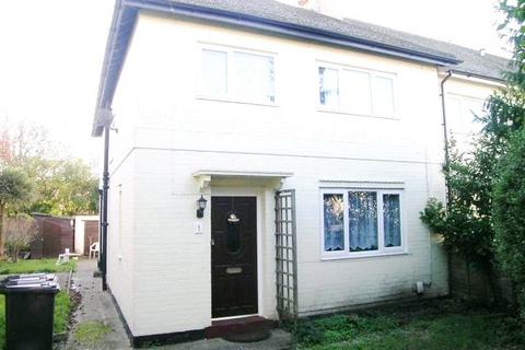 6 bedroom end of terrace house to rent, Almond Close, Englefield Green, Egham, Surrey, TW20