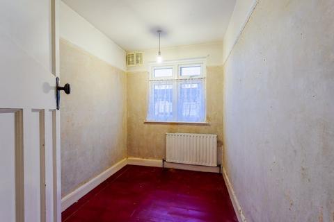 132 Matlock Crescent, Cheam, Sutton, SM3 9SZ