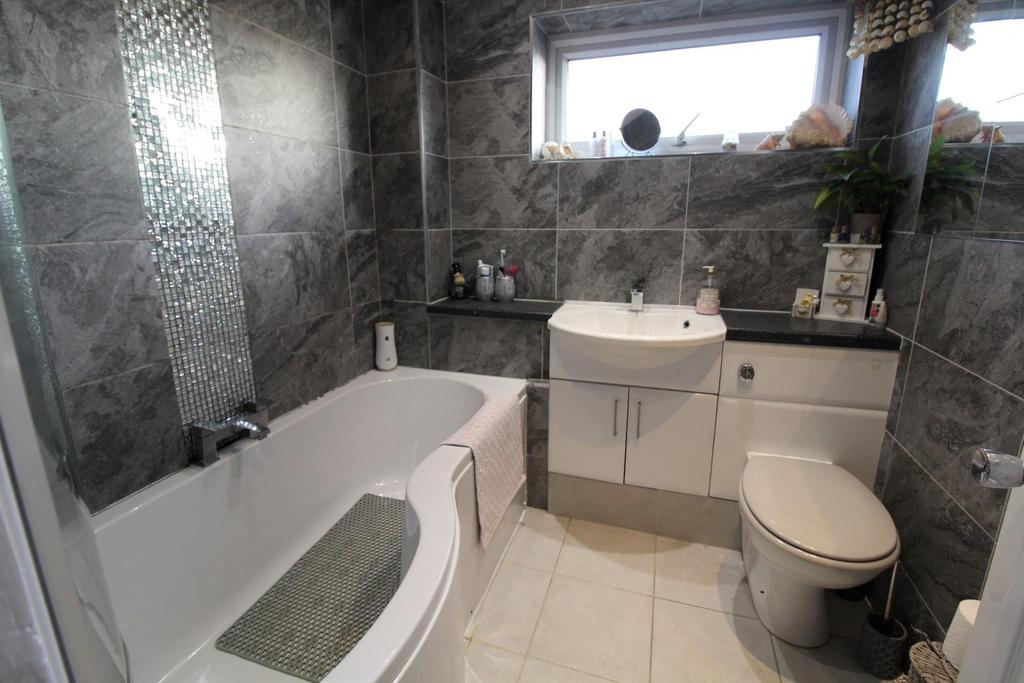 Family bathroom