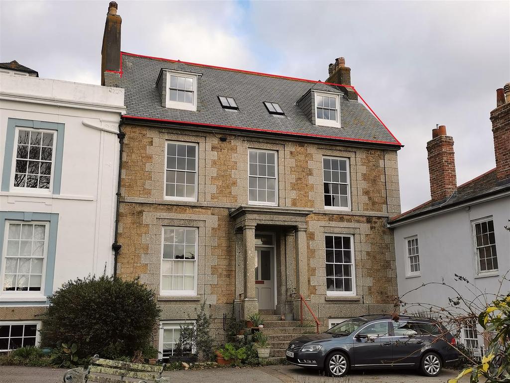 Clarence Place, Penzance 1 bed apartment - £800 pcm (£185 pw)