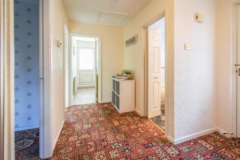 10 Barons Way, Lower Darwen, Darwen, BB3 0RG