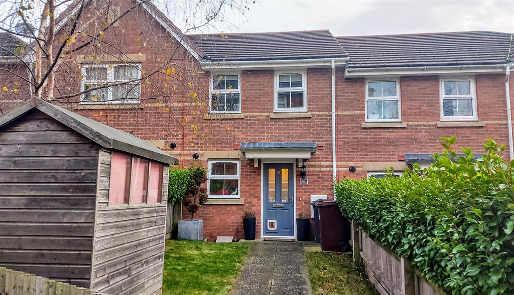 Olvega Drive, Buntingford 2 bed terraced house £345,000