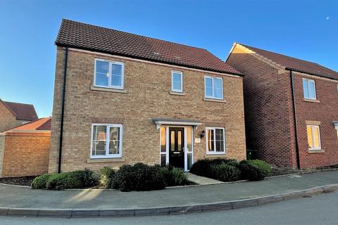 4 bedroom detached house to rent - Lingfield Park, Bourne