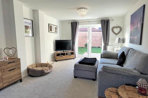 4 bedroom detached house to rent - Lingfield Park, Bourne
