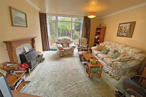 7 The Roundway, Hightown, Liverpool, L38 9EJ