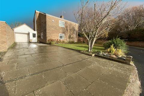 7 The Roundway, Hightown, Liverpool, L38 9EJ