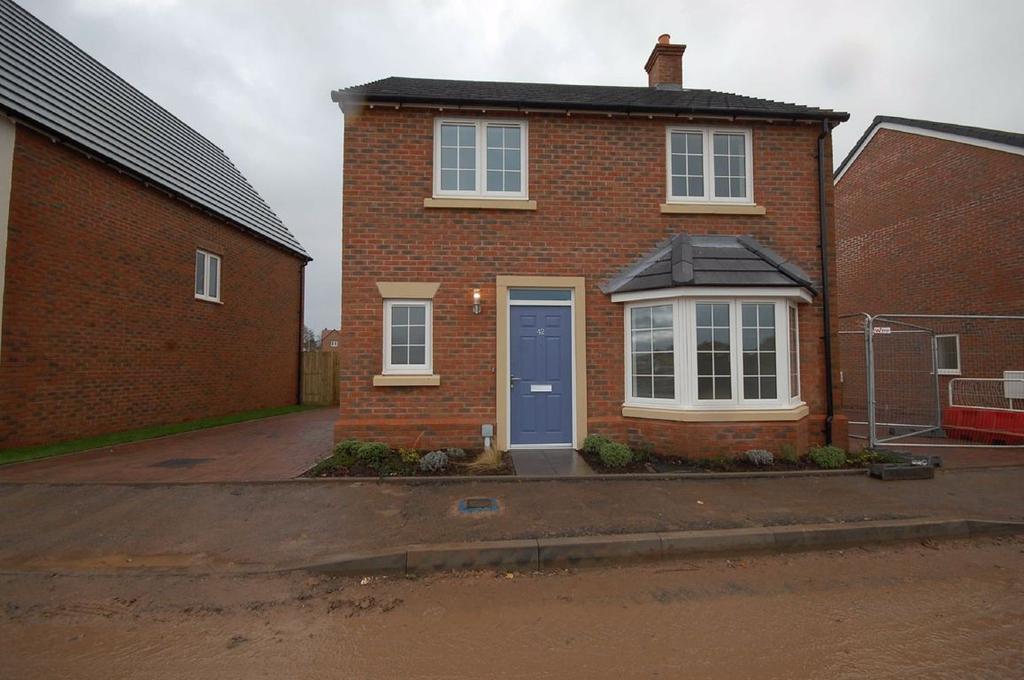 28, Furrow Drive, Brewood, Stafford... 3 bed detached house £1,500