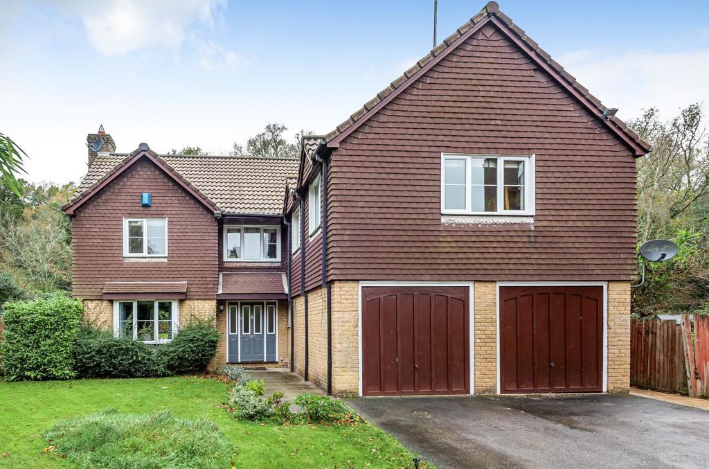 Tavy Close, Valley Park, Chandlers Ford 5 bed detached house £795,000
