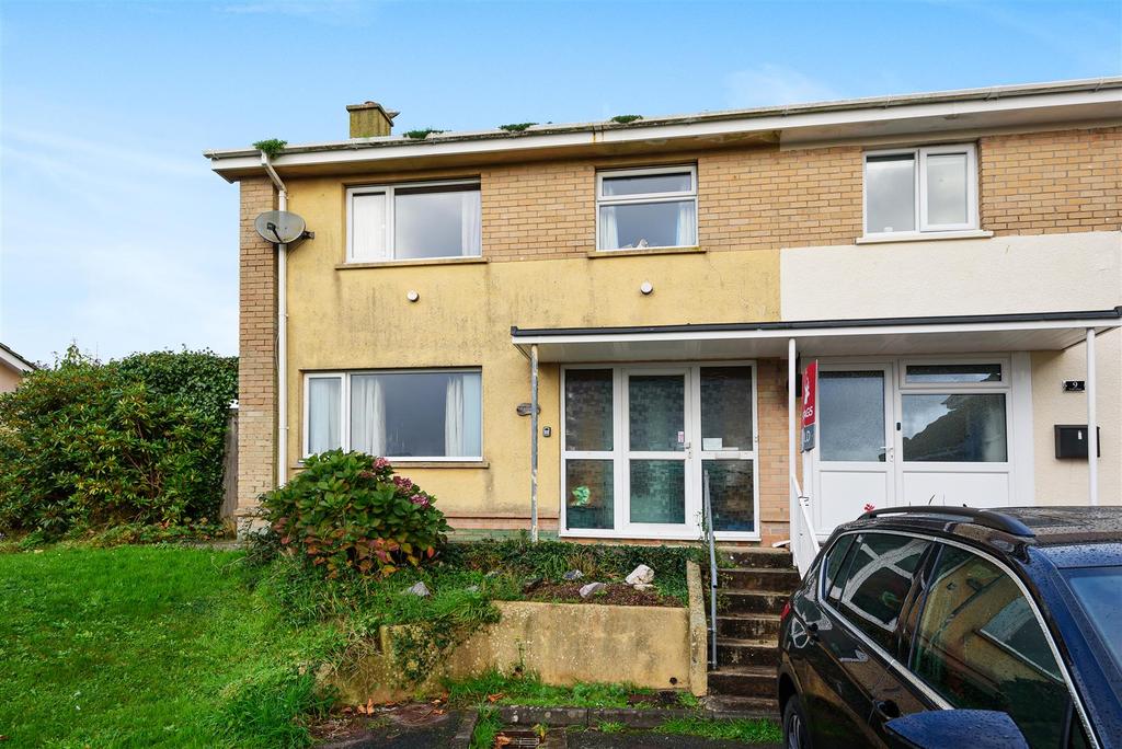 Lion Close, Kingsbridge 3 bed semidetached house £275,000