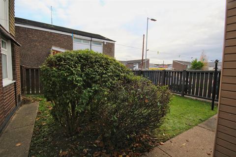 19 Blisland Close, Bransholme, Hull, HU7 4DJ