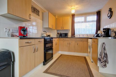 19 Blisland Close, Bransholme, Hull, HU7 4DJ