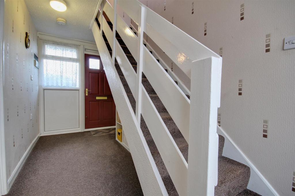 Spacious Entrance Hallway