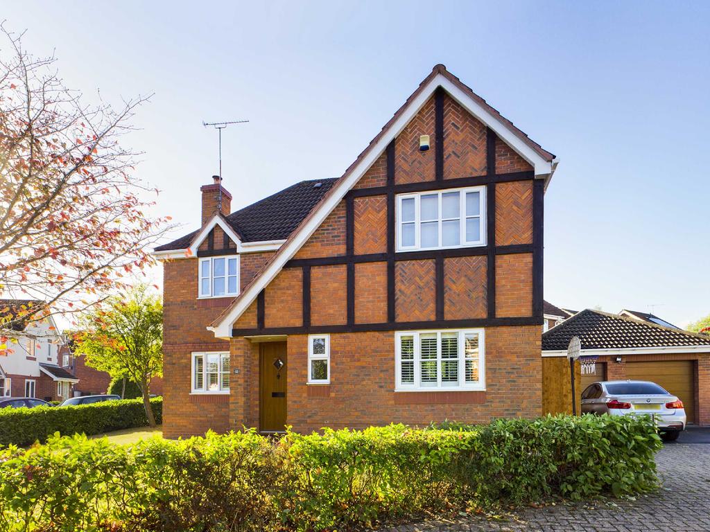 Peabody Avenue, Worcester, WR4 5 bed detached house £485,000